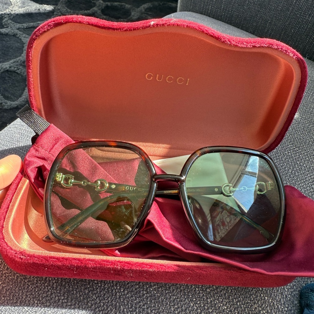 Gucci Women's Brown Sunglasses with Green Lenses